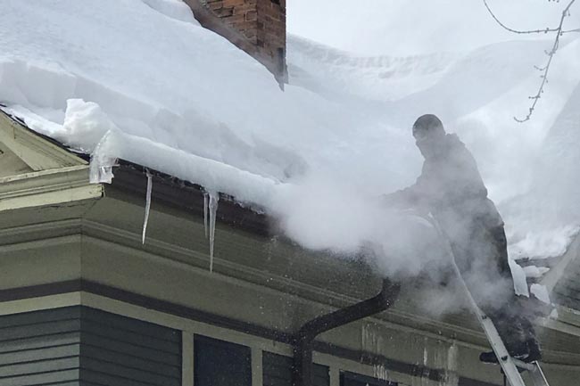 Rooftop Ice Dam Removal